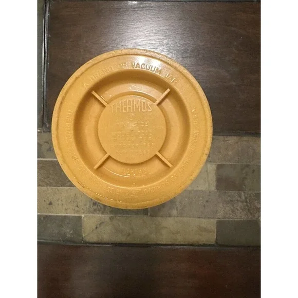 Vintage Harvest Gold Thermos King Seeley Quart‎ Size Model 7202 Vacuum Jar - Picture 4 of 4